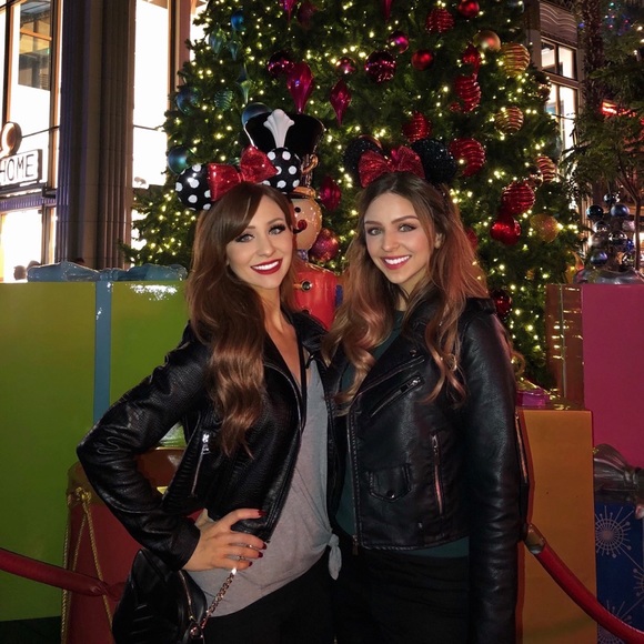 Meet your Posher, Kristen - Picture 8 of 16